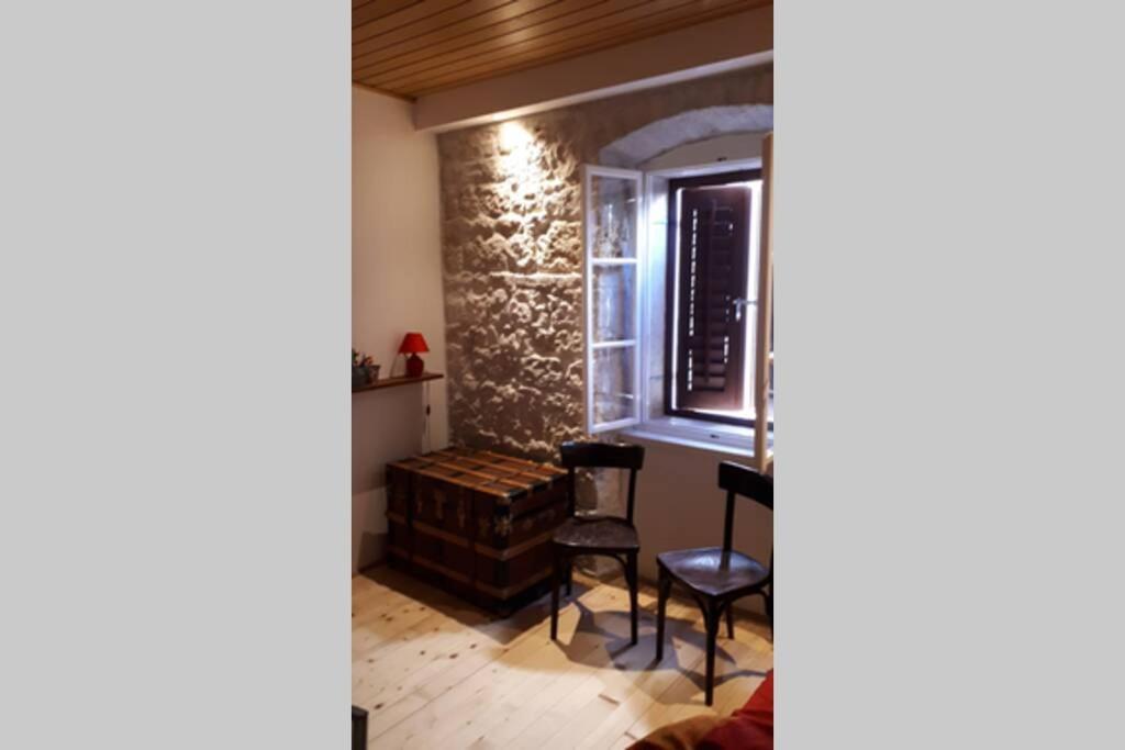 Antique Central Komiza House Nona Nika Zewnętrze zdjęcie
