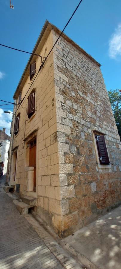 Antique Central Komiza House Nona Nika Zewnętrze zdjęcie