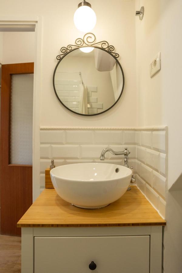 Antique Central Komiza House Nona Nika Zewnętrze zdjęcie
